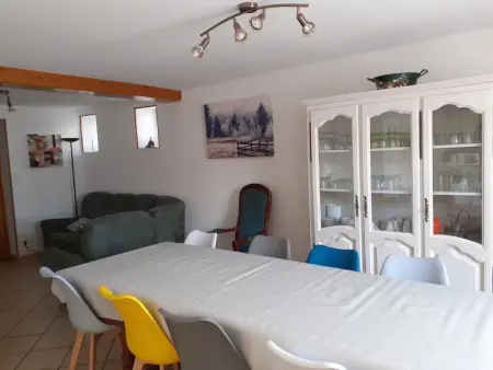 Gîte authentique avec terrasse couverte, 16 km de Gérardmer, 4 chambres, équipement bébé, Wi-Fi inclus - Photo 19