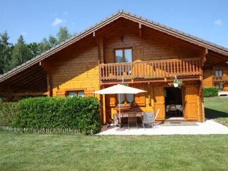 Chalet chaleureux avec sauna, terrain, terrasse et babyfoot à Saint-Nabord - Photo 12