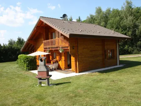 Chalet chaleureux avec sauna, terrain, terrasse et babyfoot à Saint-Nabord - Photo 27