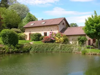 Casa rural en Saint Nabord,Spacieux Gîte Proche Forêt avec Sauna, Baby Foot et Activités Extérieures - À 10 min de Remiremont FR-1-589-293 N°830429