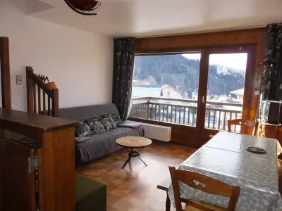 Appartement à Notre Dame de Bellecombe, Duplex 2 pièces à Notre-Dame-de-Bellecombe, au calme proche des pistes - pour 6 personnes - L940602