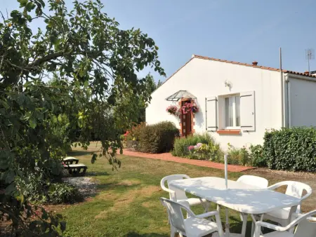 Gîte familial avec jardin privé et barbecue près de La Barre-de-Monts - Photo 12