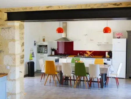 Gîte rénové avec jardin clos, proche plages, Wifi, parking pour voiture électrique - Photo 3