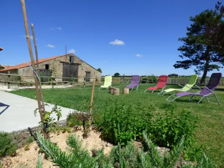 Gîte rénové avec jardin clos, proche plages, Wifi, parking pour voiture électrique - Photo 4