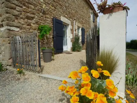 Gîte rénové avec jardin clos, proche plages, Wifi, parking pour voiture électrique - Photo 23