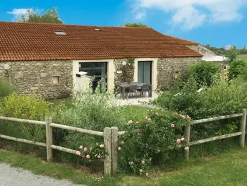 Gîte in Soullans,Gîte rénové avec piscine, spa, et accès handicapés au cœur du Marais Breton FR-1-426-280 N°830518