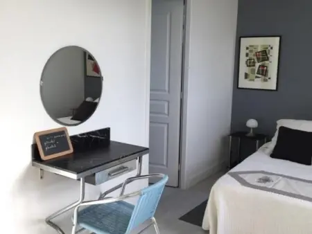 Gîte en plein bourg avec terrasse ensoleillée, vélos à disposition et parking – proche thalasso et plages - Photo 9