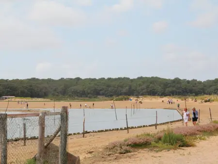 Gîte en plein bourg avec terrasse ensoleillée, vélos à disposition et parking – proche thalasso et plages - Photo 17