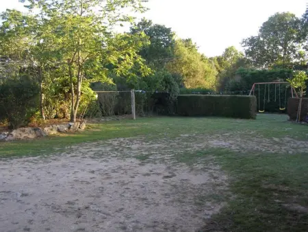 Gîte rustique avec salle de jeux et animaux en campagne - Photo 11