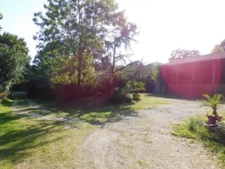 Gîte rustique avec salle de jeux et animaux en campagne - Photo 12