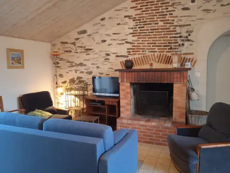 Gîte authentique avec cheminée, terrasse privée, accessible PMR, pêche et activités ULM - Vendée - Photo 2