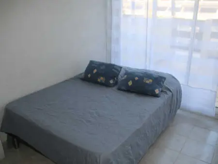 Studio climatisé avec terrasse et parking à Agde, proche plage et commodités - Photo 2