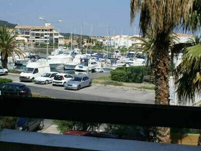 Location Appartement à Cap d'Agde naturisme,Studio confortable avec terrasse vue port, parking inclus - Cap d'Agde FR-1-606-18 N°879954