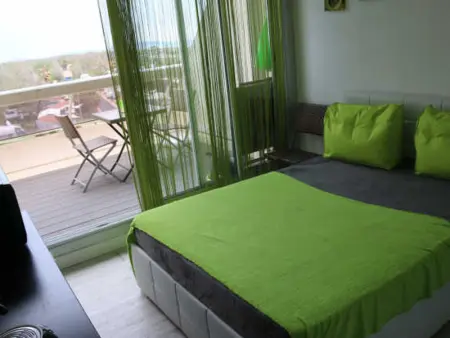 Studio cosy pour 2 personnes avec terrasse et parking au Cap d'Agde - Photo 2