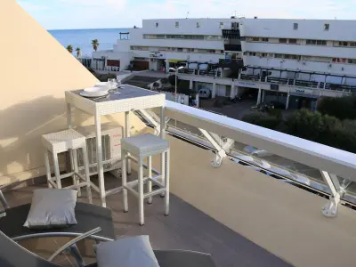 Appartement à Cap d'Agde naturisme, Studio climatisé avec parking privé et terrasse au Cap d'Agde - N°879975