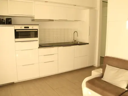 Studio climatisé avec parking privé et terrasse au Cap d'Agde - Photo 2