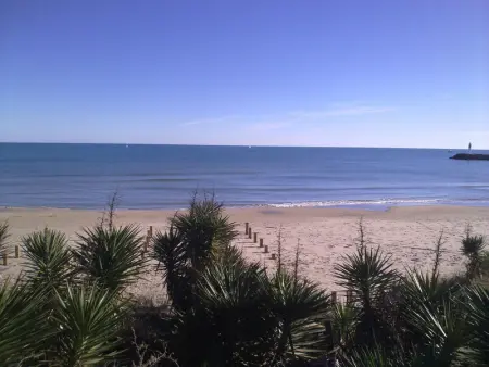 Studio climatisé avec parking privé et terrasse au Cap d'Agde - Photo 8