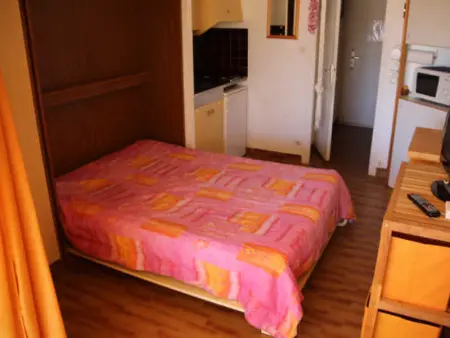 Studio cosy avec terrasse et parking, situé au village naturiste d'Agde - Photo 1