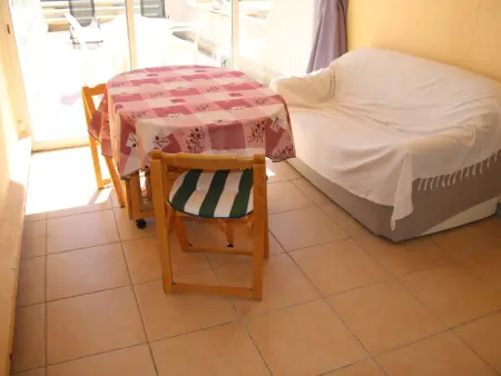 Studio cosy avec terrasse et parking, situé au village naturiste d'Agde - Photo 6