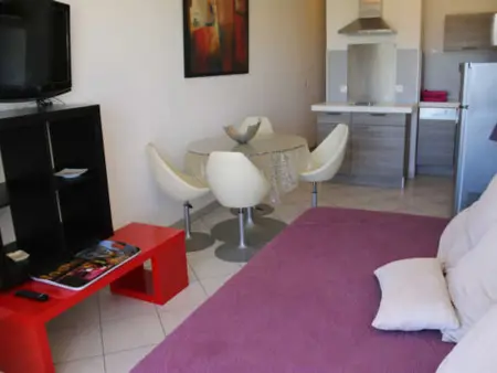 Studio climatisé avec parking, Cap d'Agde naturisme, proche plage - Photo 2