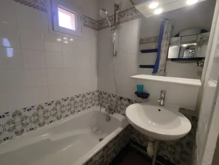 Villa climatisée avec parking privé, balcon et équipements complets pour 4 personnes à Agde - Photo 10