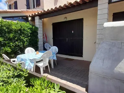 Appartement à Cap d'Agde naturisme, Villa Cozy avec Terrasse, Piscine et Parking à Agde - L830617