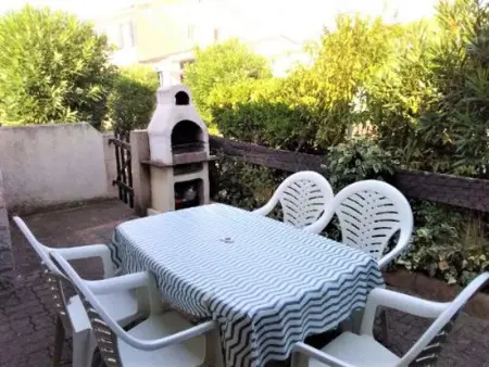 Villa Cozy avec Terrasse, Piscine et Parking à Agde - Photo 5