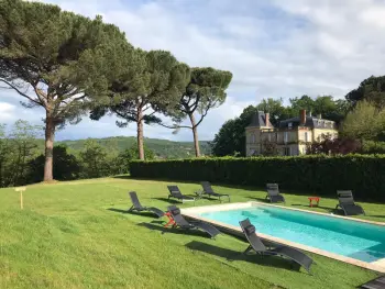 Gite à La Roque Gageac,Gîte avec piscine privée chauffée, 4 chambres, vue sur le château FR-1-616-1 N°839360