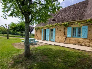 Gite à Saint Avit Rivière,Maison avec jacuzzi partagé, jardin et garage près de Monpazier FR-1-616-87 N°838537