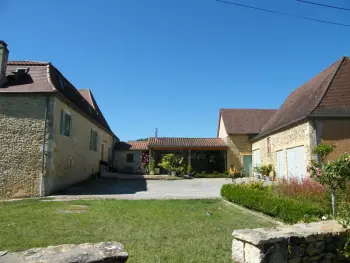 Gite à Limeuil,Maison climatisée avec piscine privée, WiFi, parking et jardin proche de Limeuil FR-1-616-137 N°839400