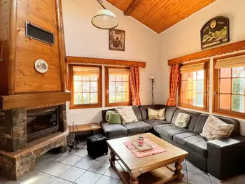 Chalet in Samoëns,Chalet chaleureux avec jardin, terrasse et cheminée, au cœur de Samoëns et proche de la navette ski FR-1-624-17 N°830673