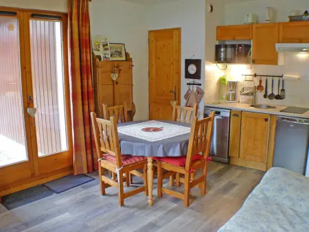 Appartement cosy avec piscines, parking et WiFi à Samoëns - Photo 2