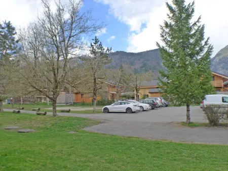 Appartement cosy avec piscines, parking et WiFi à Samoëns - Photo 8