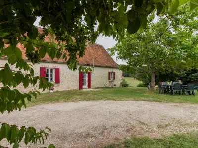 Gîte in Saint Crépin d'Auberoche,Maison Périgourdine avec Jardin Clos, Proche Périgueux, 3 Ch, BBQ, WiFi, Equipements Bébé FR-1-616-190 N°839414