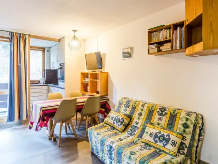 Studio rénové 3 étoiles, 4/5 pers, proche pistes, balcon, parking - Photo 1