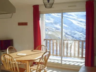 Appartement à Peyragudes, Studio cosy 4 pers, balcon, à 400m des pistes, navette gratuite, Spa inclus, Peyragudes - L880134