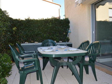 Location Wohnung in Saint Cyprien,Appartement T2 en Rez-de-Chaussée avec Terrasse et Parking à Saint-Cyprien FR-1-225D-472 N°880161