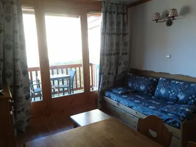 Appartement à Valloire, Appartement 2 pièces avec balcon, piscine, sauna et parking, à 50m des pistes - L880177