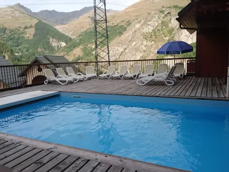 Appartement 2 pièces avec balcon, piscine, sauna et parking, à 50m des pistes - Photo 10