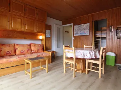 Appartement à Huez, Studio 4 pers, 28m², Alpe d'Huez - Proche pistes et commerces, balcon sud, casier à skis - L880189