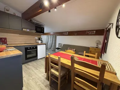 Appartement à Huez, Studio pour 4 pers. au cœur de L'Alpe d'Huez, proche télécentre, animaux acceptés - L880218