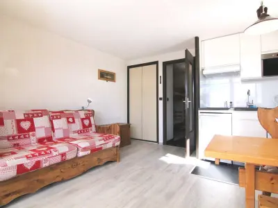 Appartement à Huez, Studio pour 4 à L'Alpe d'Huez – Balcon Sud, Proche Pistes et Centre, TV, Parking Inclus - L977732