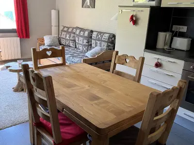 Appartement à Belle Plagne, Appartement cosy avec accès direct aux pistes, animaux acceptés - Belle Plagne - L960695