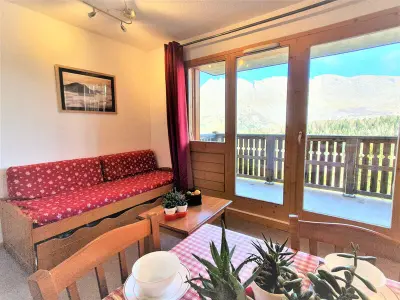 Appartement à Le Dévoluy, Appartement 2 pièces à Superdévoluy, proche pistes, balcon et superbe vue - L946000