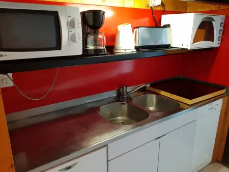 Studio spacieux à Arc 1600 avec balcon, télé, wifi et animaux acceptés - Photo 5