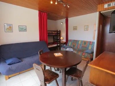 Appartement à La Toussuire, Studio fonctionnel 3ème étage, 4 personnes, cuisine équipée, balcon - L967678