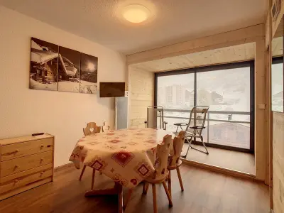 Appartement à La Toussuire, Confortable 2 pièces à La Toussuire, 4 pers, avec loggia fermée, proche des pistes - L945140