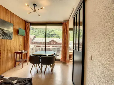 Appartement à La Toussuire, Studio cosy avec balcon exposition ouest, skis aux pieds, proche commerces, pour 4 personnes - L967684
