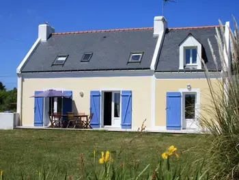 Haus in Locmaria,Jolie maison à 600m de la plage, jardin clos FR-1-418-12 N°830804