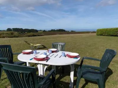 Maison à Locmaria, Maison calme près plage, animaux acceptés, sans wifi ni TV - L830836